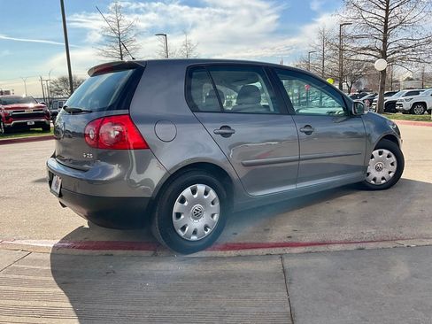 Used 2009 Volkswagen Rabbit S image 6