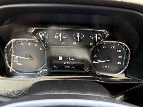 Used 2019 GMC Sierra 1500 SLT w/ SLT Premium Package image 31