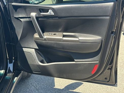 Used 2019 Kia Sportage LX FWD image 14