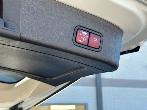 Used 2018 Mercedes-Benz GLS 550 4MATIC image 29