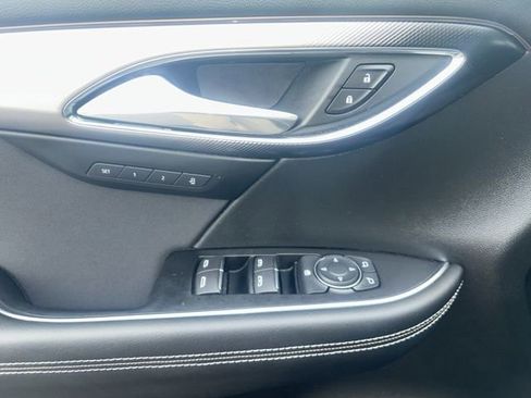 Used 2025 Buick Envision Sport Touring image 13