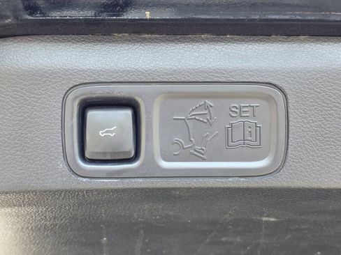 Certified 2022 Lincoln Navigator Reserve image 33