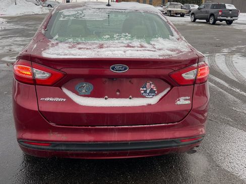 Used 2016 Ford Fusion SE w/ Equipment Group 202A FWD image 13