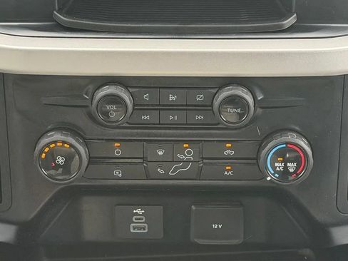 Used 2024 Ford F250 XLT w/ FX4 Off-Road Package AWD/4WD image 23
