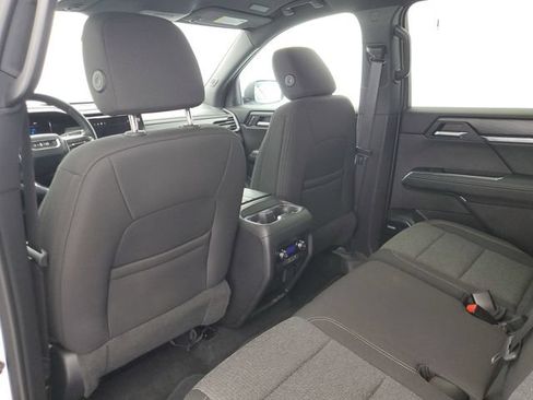 Used 2025 GMC Acadia Elevation FWD image 16