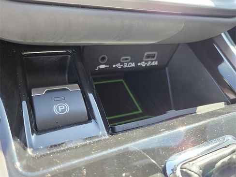 Used 2023 Subaru Outback Onyx Edition XT image 19