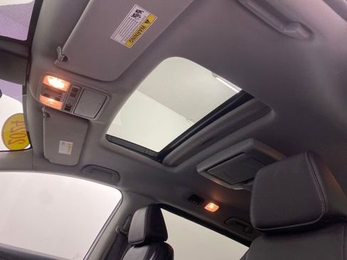 Used 2024 Honda Odyssey Touring image 14