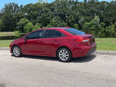 Certified 2022 Toyota Corolla LE FWD image 6