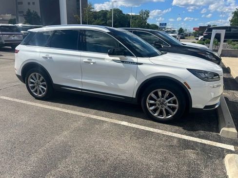 Used 2020 Lincoln Corsair FWD w/ Premium Package image 2