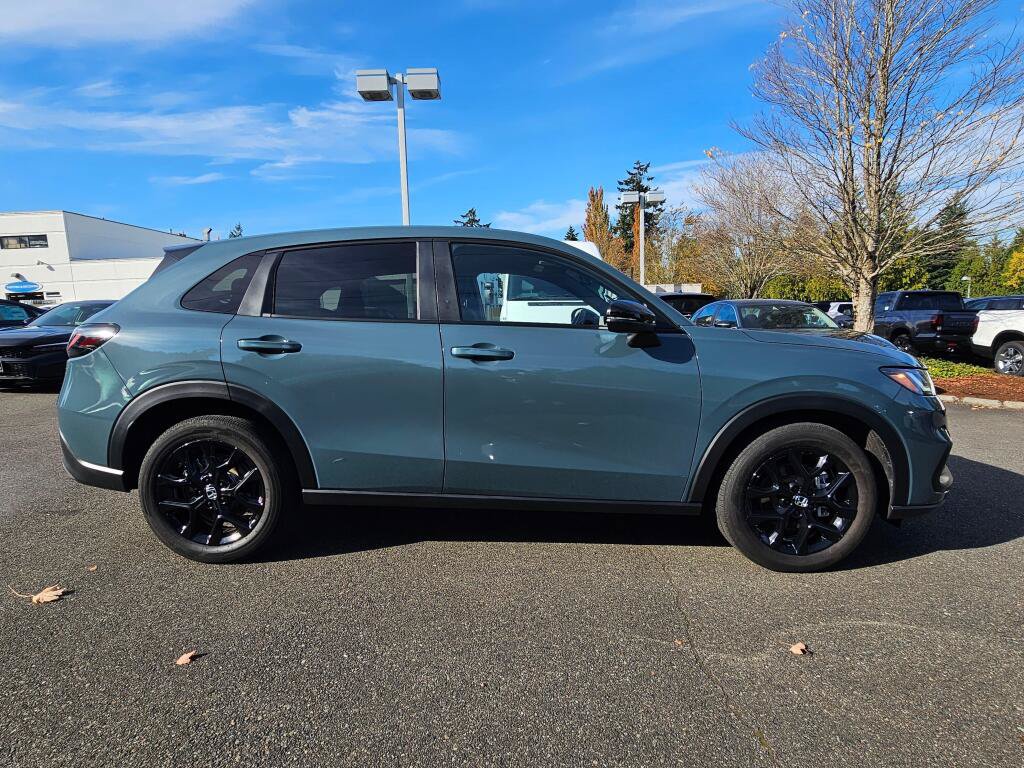 Certified 2025 Honda HR-V Sport image 8
