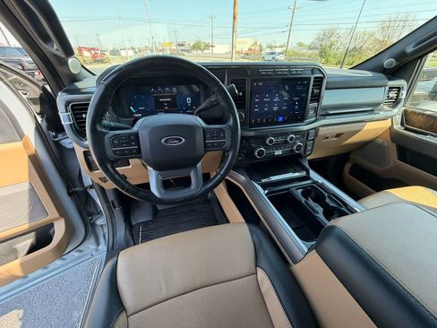 Used 2024 Ford F250 Lariat w/ Lariat Ultimate Package image 12