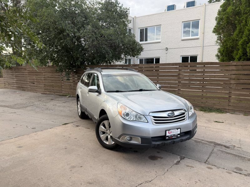 Used 2012 Subaru Outback 2.5i Premium w/ All-Weather Pkg AWD/4WD image 1