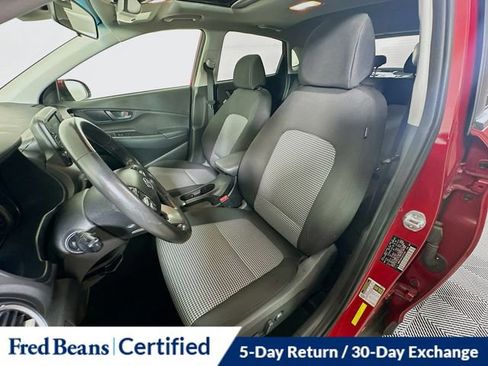 Used 2018 Hyundai Kona SEL w/ SEL Tech Package 02 image 21