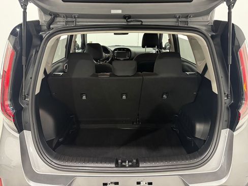 Used 2025 Kia Soul LX w/ LX Technology Package image 27
