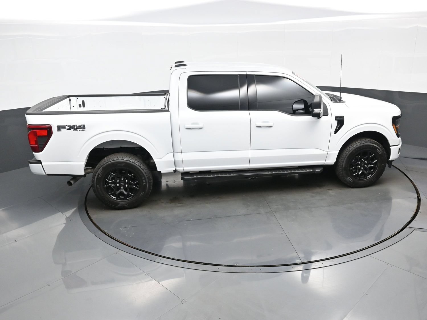 Used 2024 Ford F150 XLT w/ FX4 Off-Road Package AWD/4WD image 41