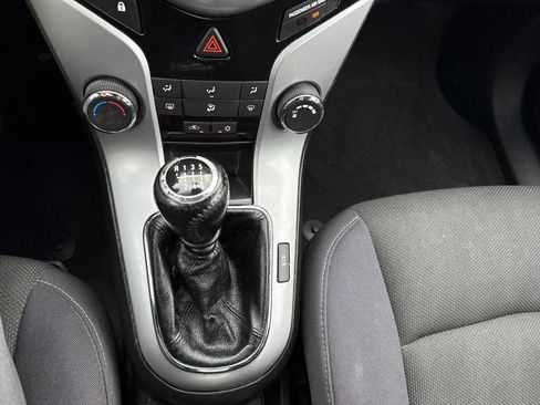 Used 2012 Chevrolet Cruze Eco FWD image 18