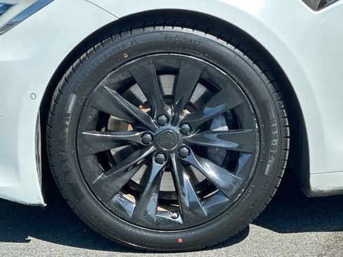 Used 2017 Tesla Model S 75 RWD image 28