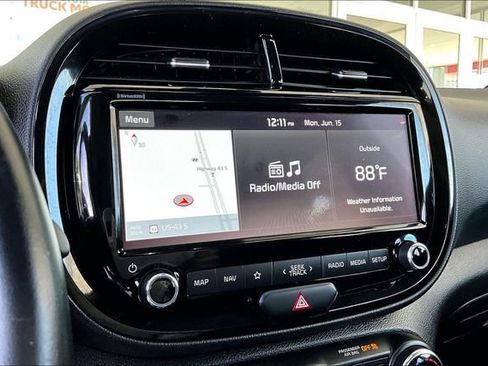 Used 2021 Kia Soul EX FWD image 22