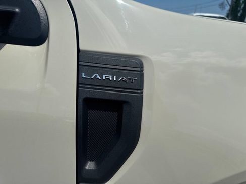 Used 2024 Ford Maverick Lariat AWD/4WD image 41