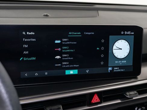 Certified 2025 Kia Sorento LX FWD image 17