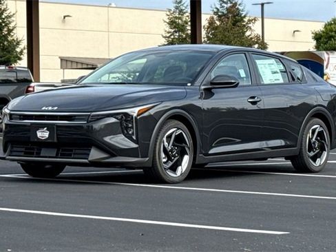 New 2025 Kia K4 EX image 8