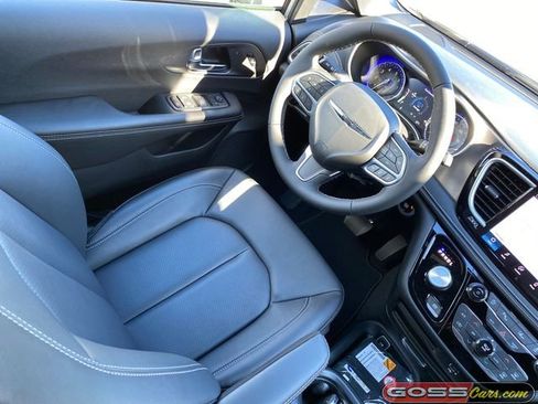 New 2026 Chrysler Pacifica Select image 20