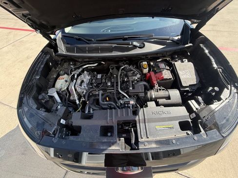 Used 2026 Nissan Kicks SV FWD image 19