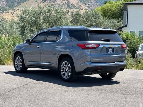 Used 2020 Chevrolet Traverse Premier w/ LPO, Floor Liner Package AWD/4WD image 6