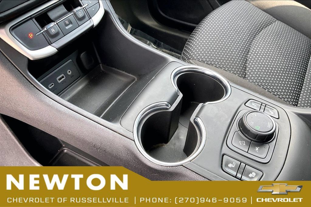 Used 2023 GMC Terrain SLE w/ Driver Convenience Package AWD/4WD image 15
