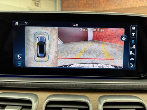 Used 2024 Mercedes-Benz GLE 450 4MATIC image 21