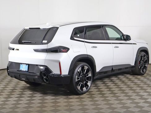 Used 2024 BMW XM AWD/4WD image 14