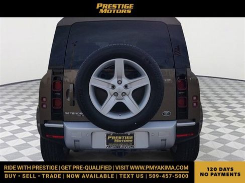 Used 2020 Land Rover Defender 110 SE image 6