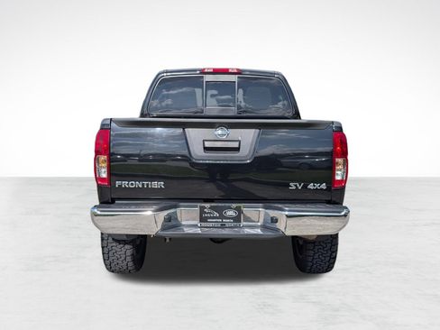 Used 2021 Nissan Frontier SV AWD/4WD image 8