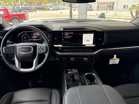 Used 2025 GMC Sierra 1500 SLT w/ SLT Premium Package RWD image 27