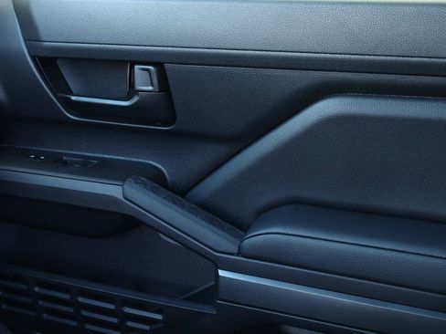 New 2026 Toyota Tacoma SR5 image 15