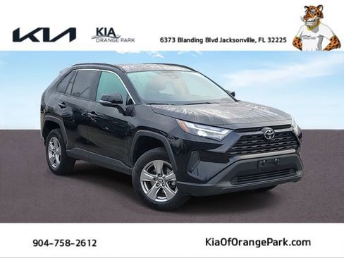 Used 2024 Toyota RAV4 XLE image 1