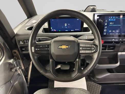 Used 2025 Chevrolet Brightdrop 600 FWD image 16