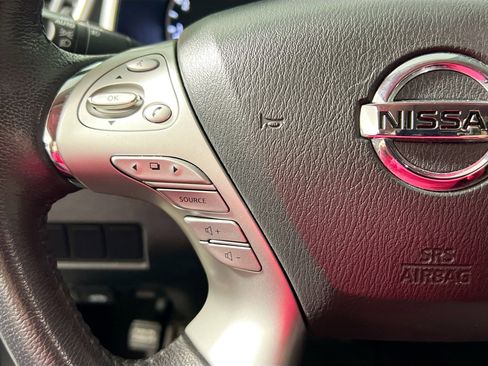 Used 2018 Nissan Murano SV w/ Premium Package image 18