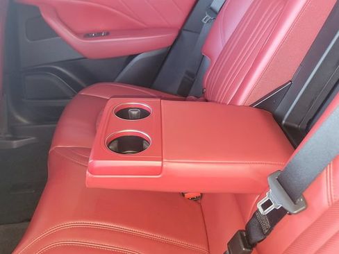 Used 2019 Maserati Levante AWD/4WD image 28
