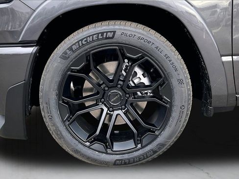 New 2026 RAM 1500 Big Horn AWD/4WD image 33