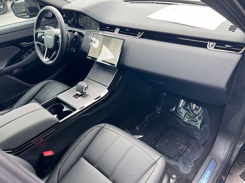 New 2025 Land Rover Range Rover Evoque Dynamic SE AWD/4WD image 6