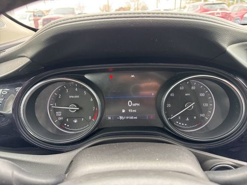Used 2020 Buick Encore GX Essence FWD image 24