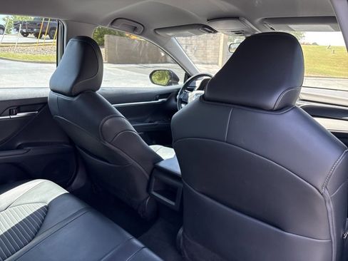Used 2023 Toyota Camry SE FWD image 22