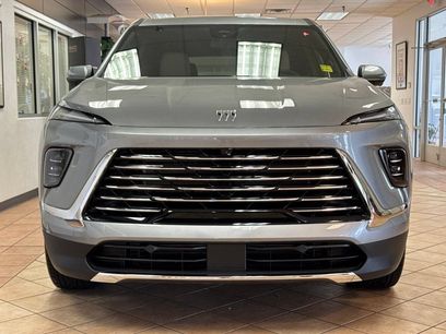 New 2026 Buick Enclave Preferred w/ LPO, Floor Liner Package