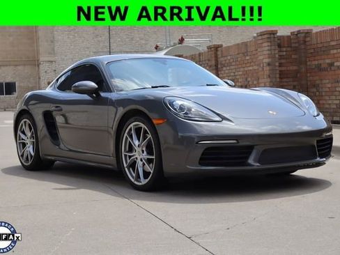 Used 2019 Porsche 718 Cayman RWD image 1