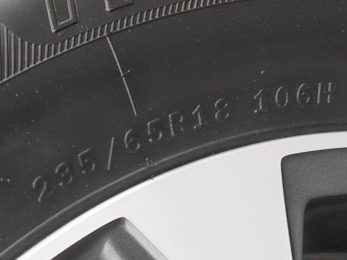 Used 2021 Toyota Highlander XLE image 51