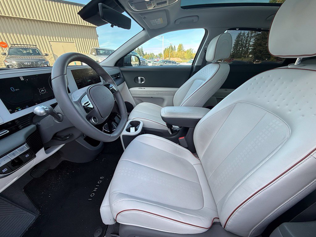Certified 2024 Hyundai Ioniq 5 Limited AWD/4WD image 15
