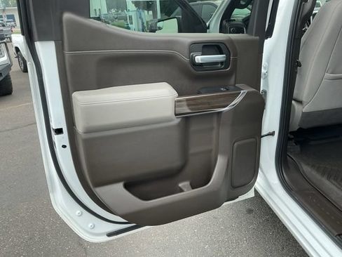 Used 2021 Chevrolet Silverado 1500 RST AWD/4WD image 16