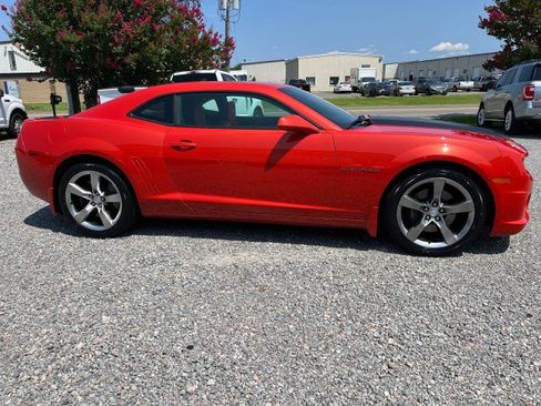 Used 2010 Chevrolet Camaro SS w/ RS Package RWD image 5