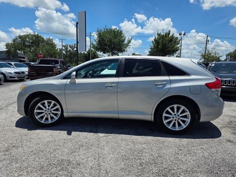 Used 2011 Toyota Venza w/ Convenience Pkg FWD image 4